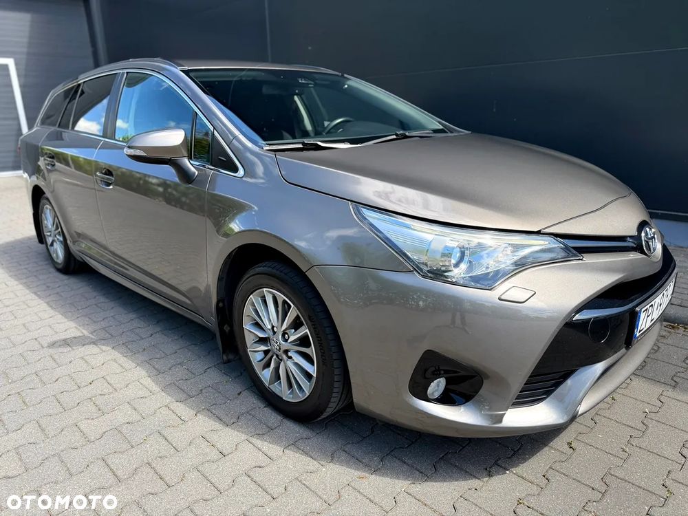 Toyota Avensis - 3