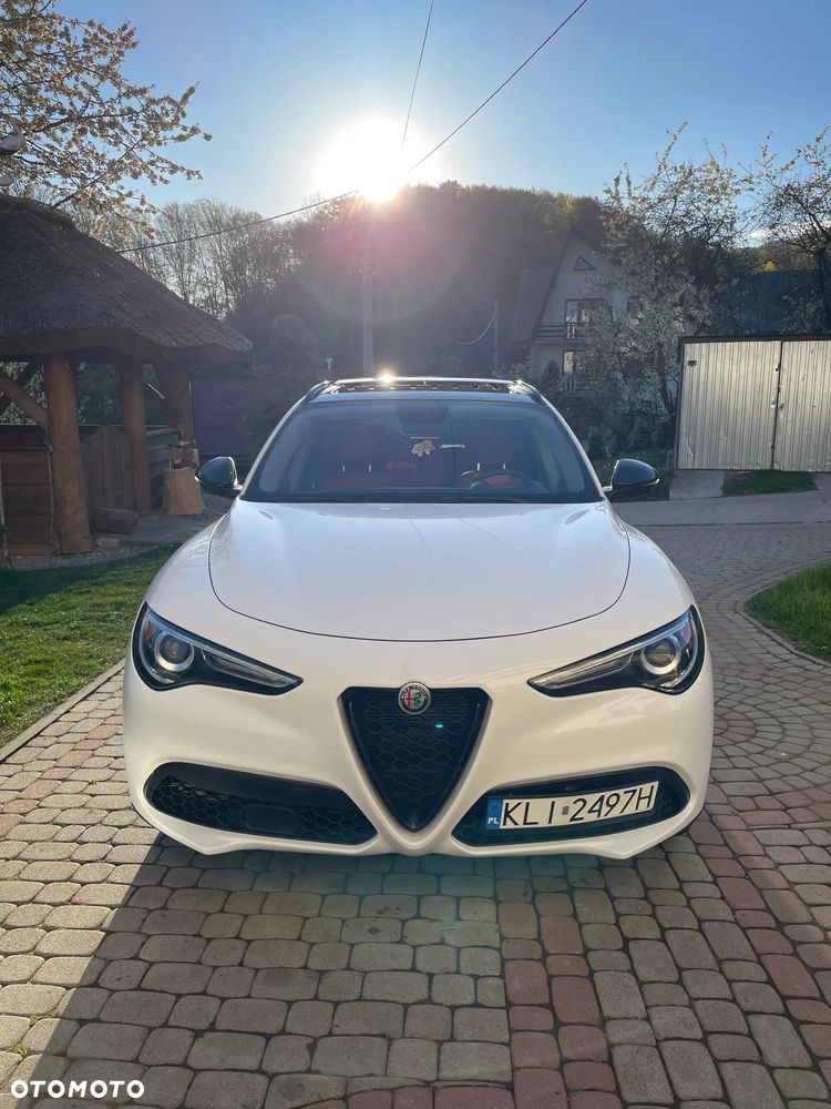 Alfa Romeo Stelvio 2.0 Turbo 16V AT8-Q4 Sprint - 28