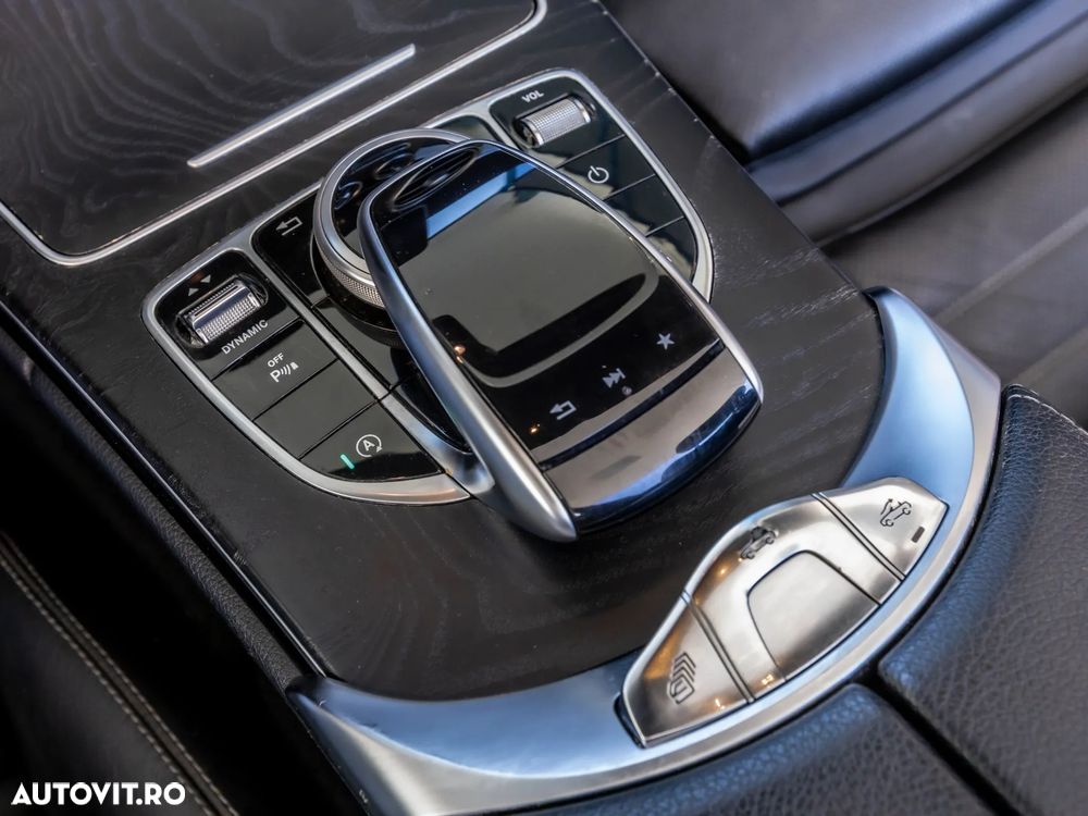 Mercedes-Benz C 220 d 4MATIC Aut. - 29