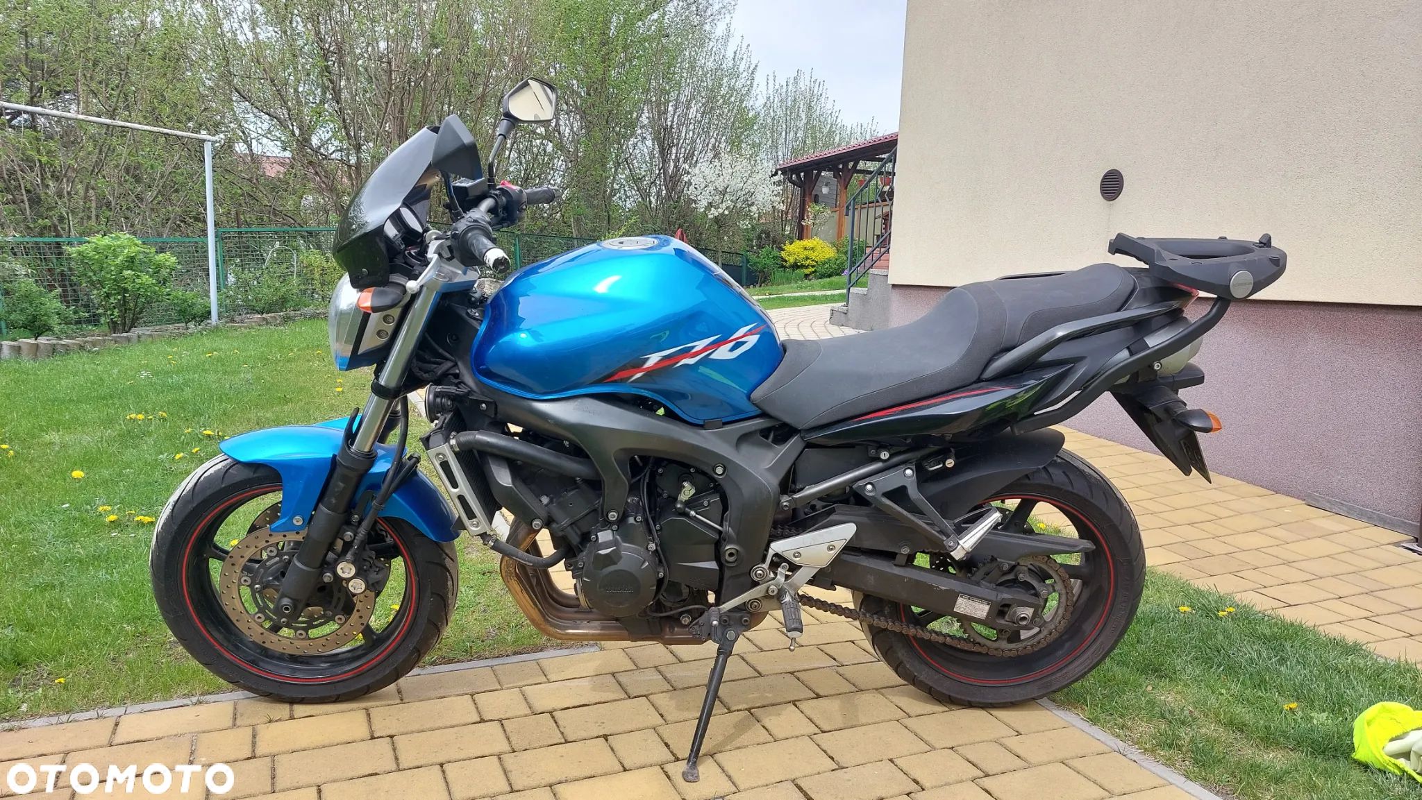Yamaha FZ6 - 1