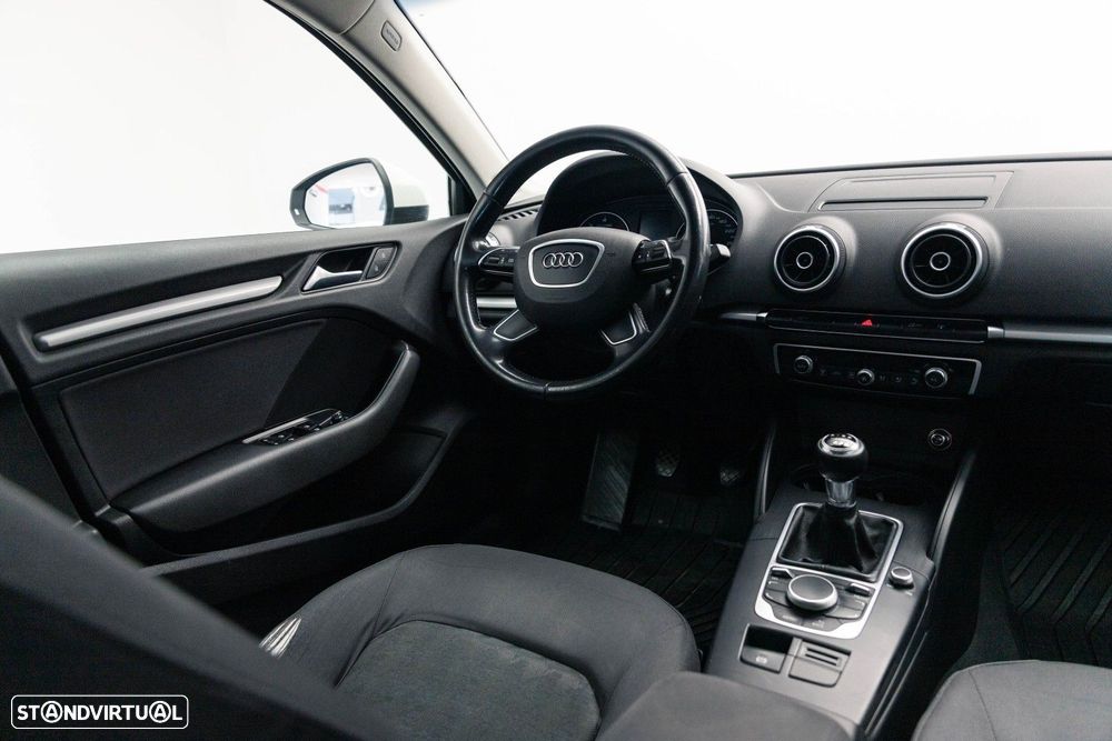 Audi A3 Limousine 1.6 TDI - 14