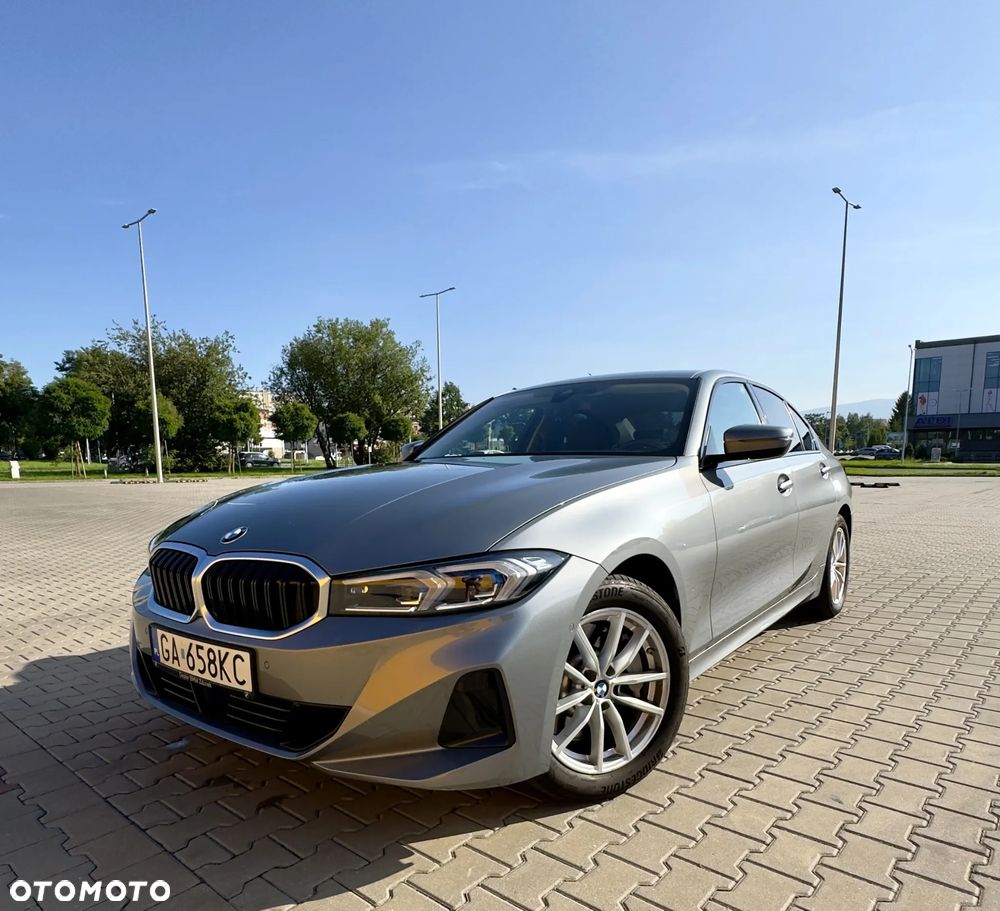 BMW 3 Series 2022 photo 4