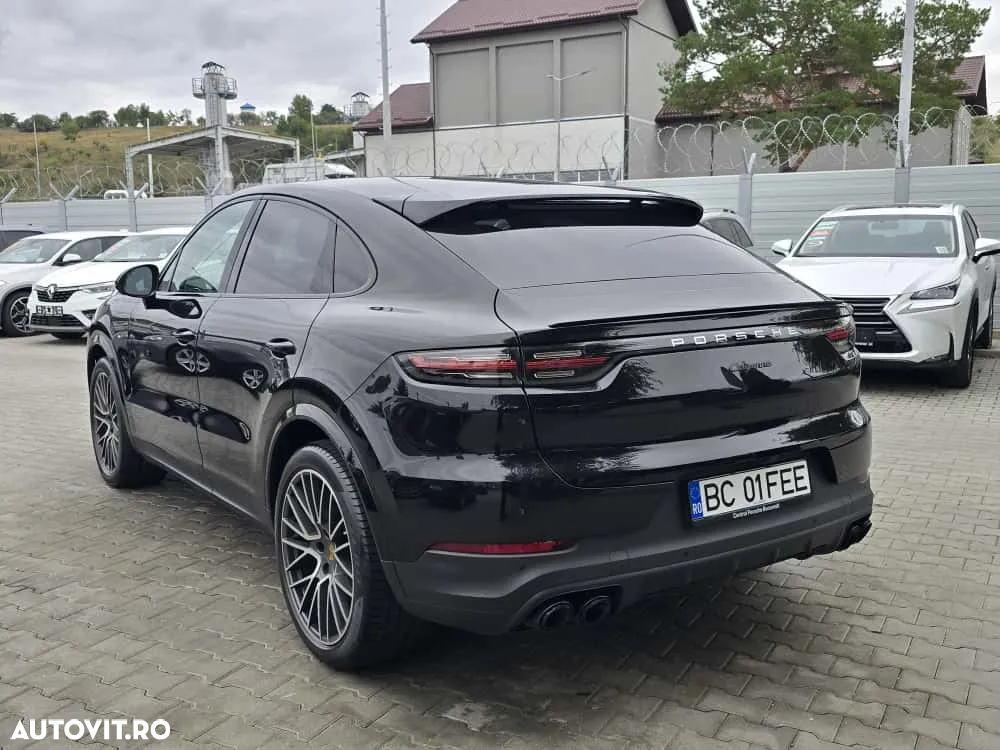 Porsche Cayenne Coupe Tiptronic S Platinum Edition - 3