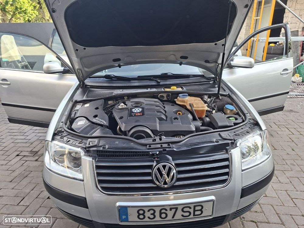 VW Passat Variant 1.9 TDi Confortline - 38