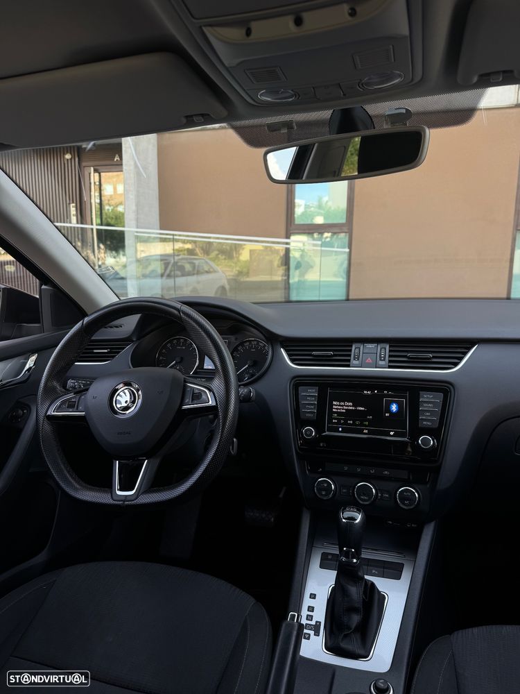 Skoda Octavia Break 1.6 TDi Style DSG - 9