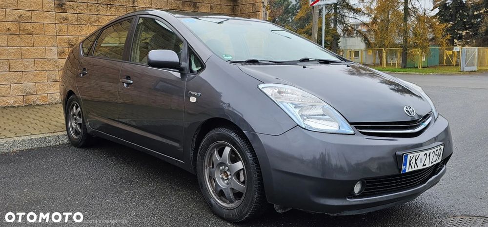 Toyota Prius 1.5 VVT-i Sol (nav) - 2