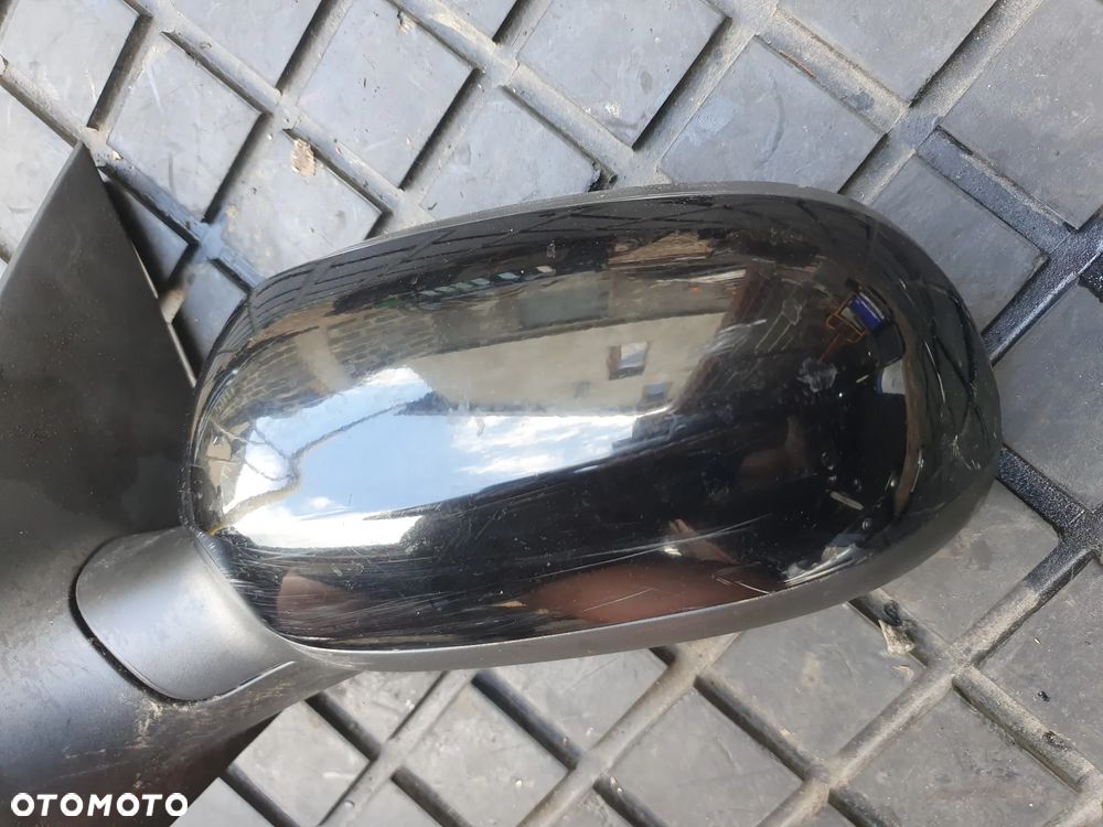 LUSTERKO LEWE 5 PIN OPEL CORSA C  EUROPA CZARNY LAKIER CZARNE  24420917 - 2