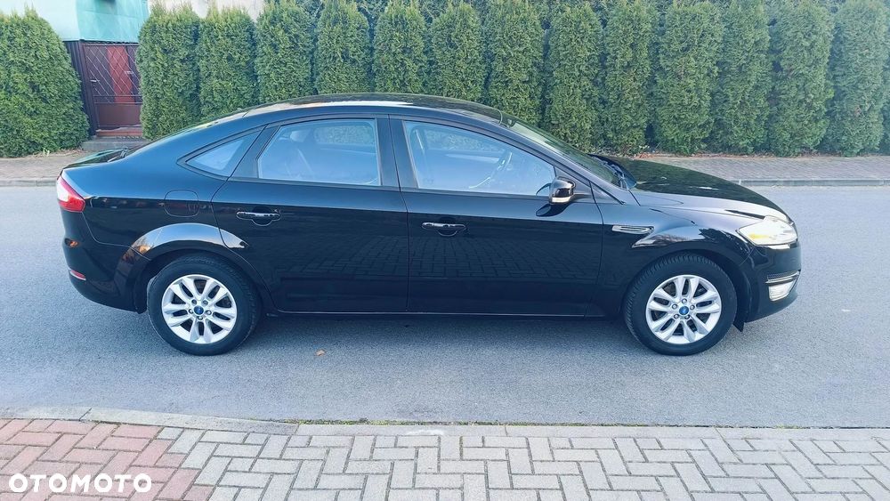 Ford Mondeo 1.6 TDCi Champions Edition - 9