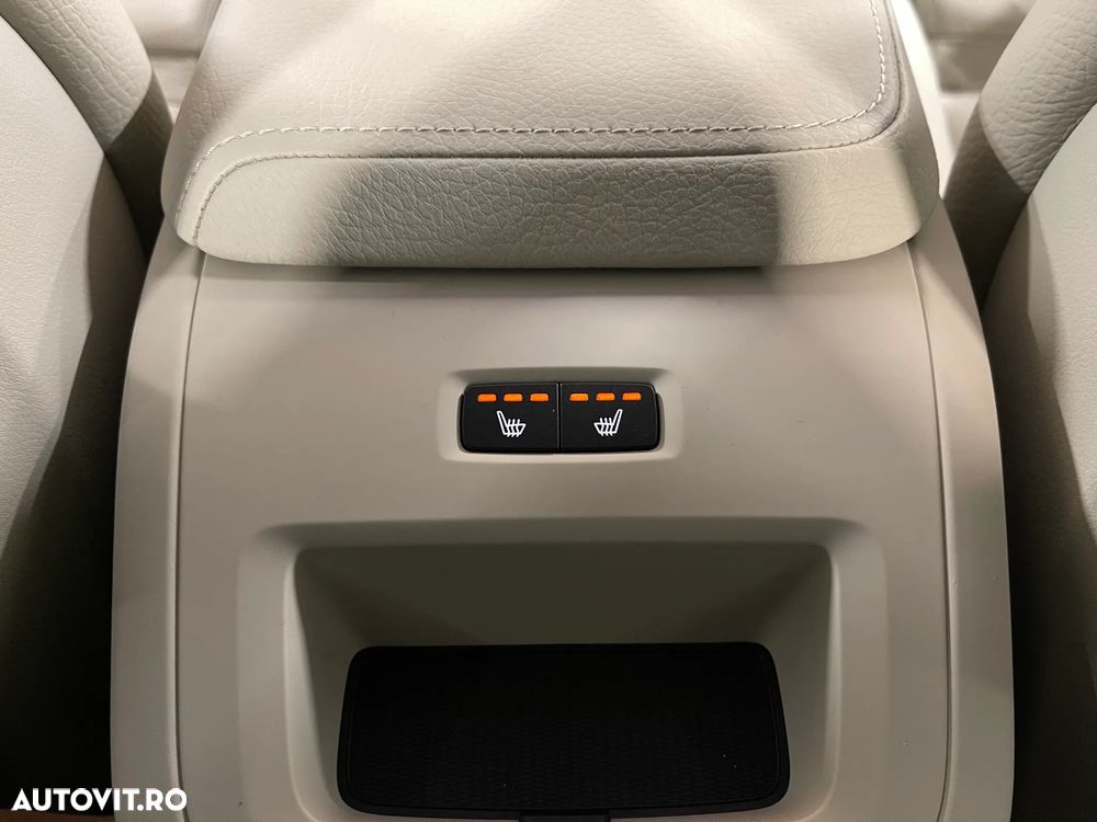 Volvo XC 60 B5 D AWD Geartronic Inscription - 20