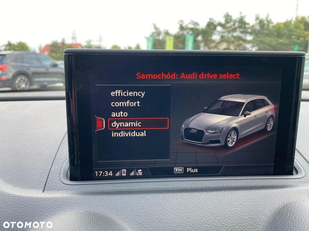 Audi A3 Sportback 1.6 TDI ultra Attraction - 14