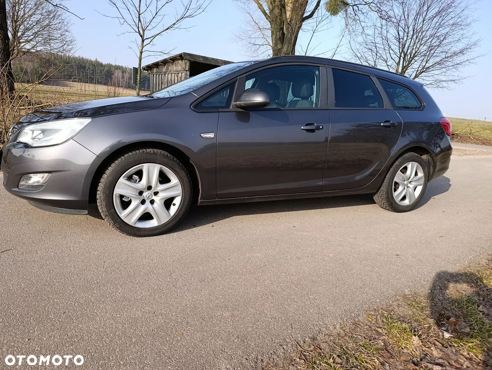 Opel Astra 2.0 CDTI DPF Sport - 1