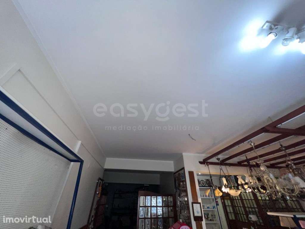 Loja para Comércio Tradicional em zona central Tomar - Grande imagem: 5/13