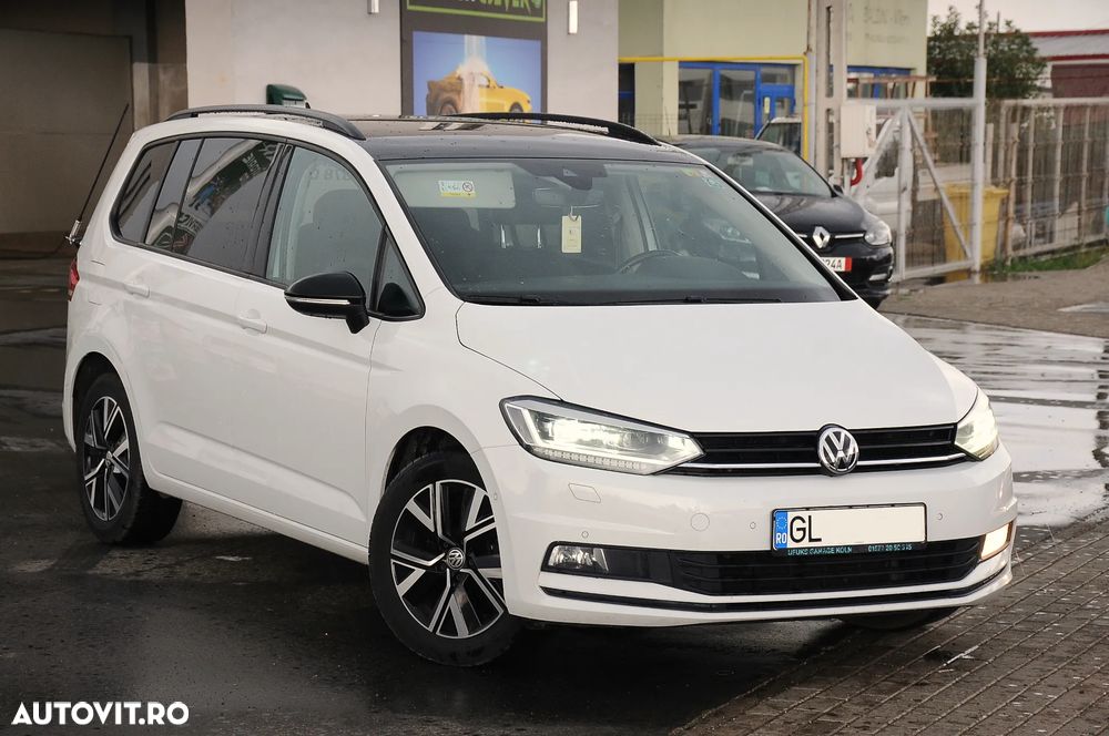 Volkswagen Touran 2.0 TDI DSG Highline - 18