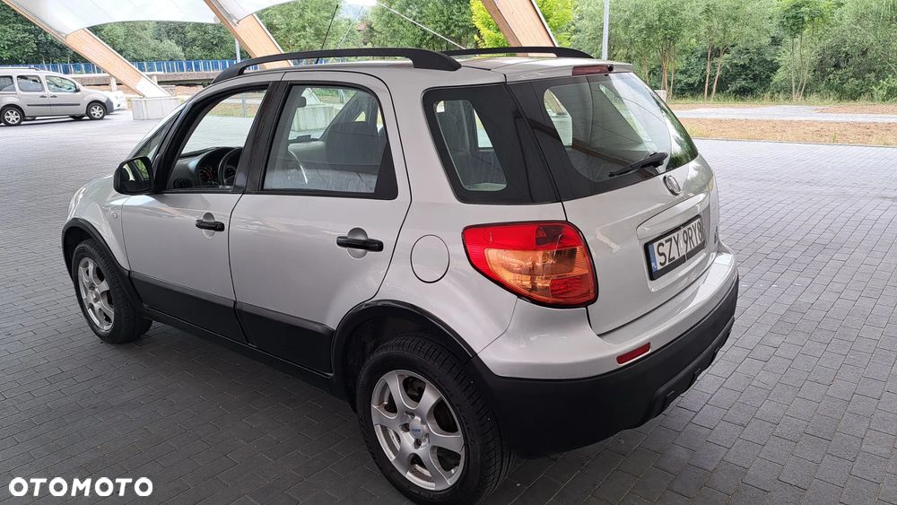 Fiat Sedici 2.0 Multijet 16V 4x4 Dynamic - 3