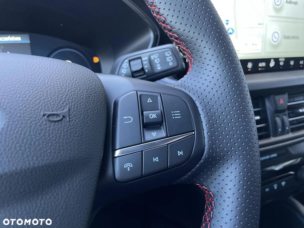 Ford Kuga 2.5 Duratec FHEV ST-LINE X - 19