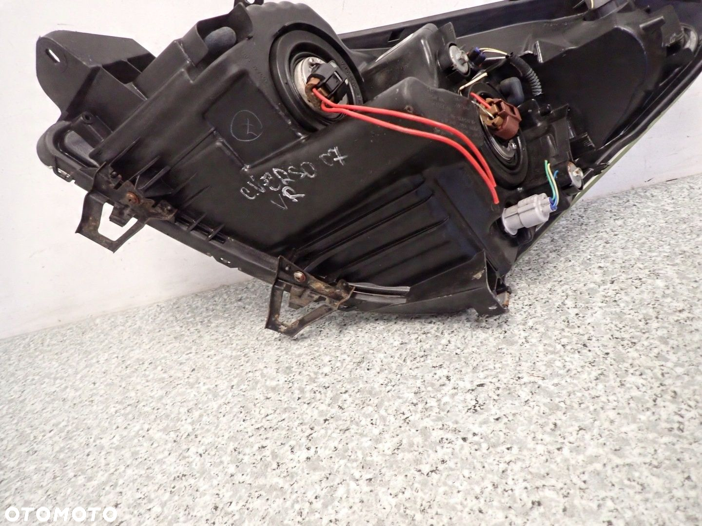 TOYOTA COROLLA VERSO 07- LAMPA PRZEDNIA PRAWA REFLEKTOR PRAWY D-CAT - 11