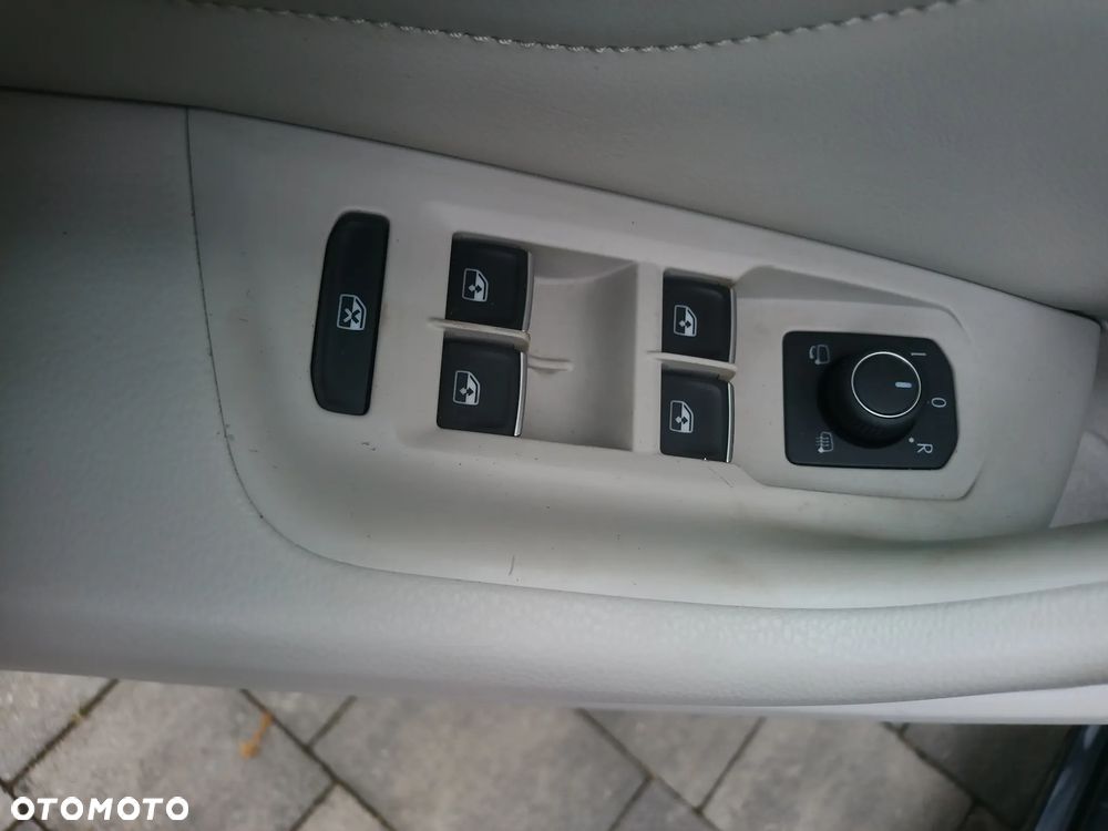 Volkswagen Passat 2.0 TSI 4Mot Elegance DSG - 12