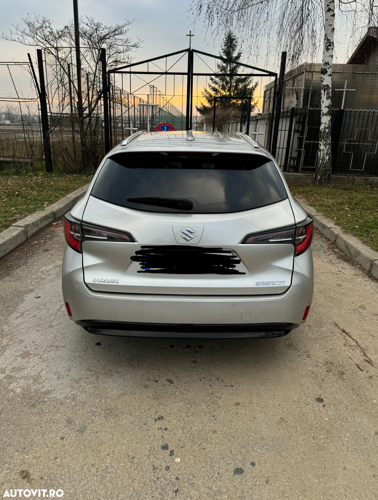 Suzuki Swace 1.8 E-CVT HEV Spirit - 3