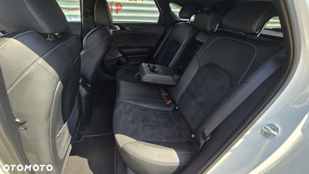Kia ProCeed 1.5 T-GDI DCT7 OPF GT LINE - 6