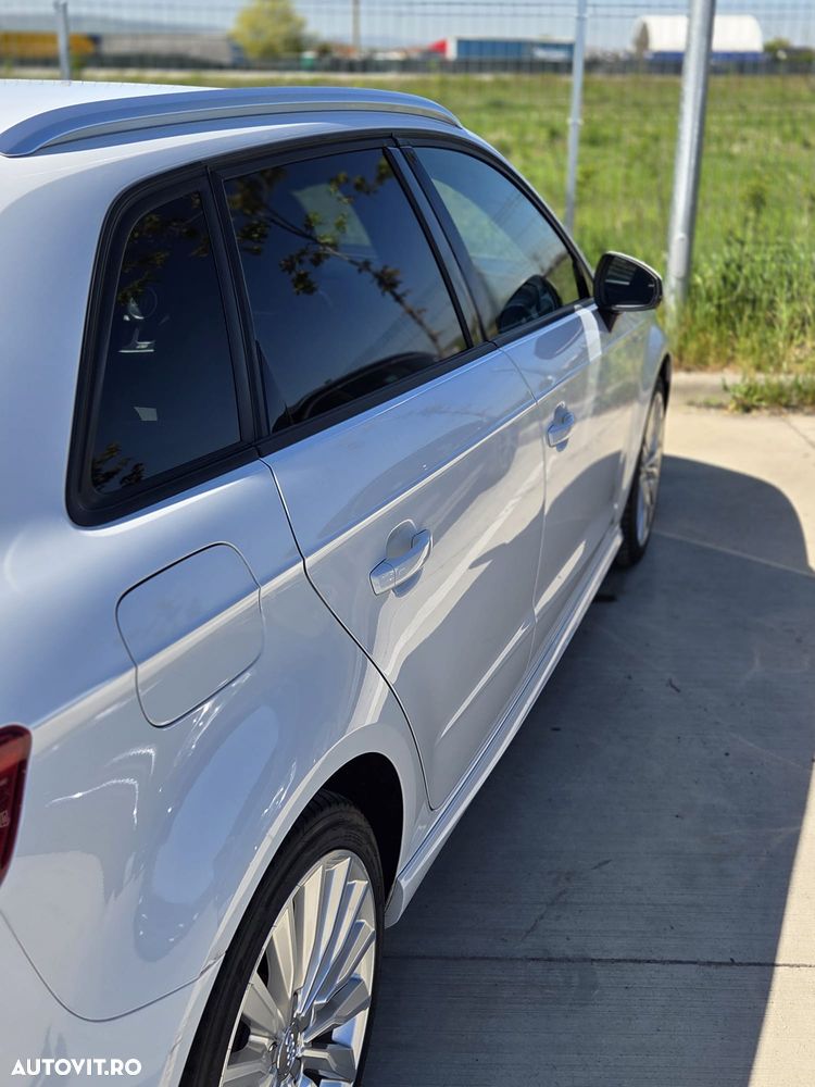 Audi A3 Sportback 40 S tronic sport - 4