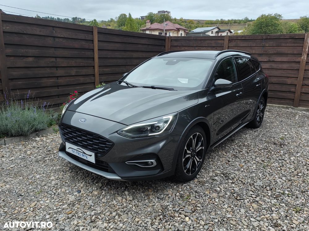 Ford Focus 1.5 EcoBlue Start-Stopp-System Aut. TITANIUM DESIGN - 1