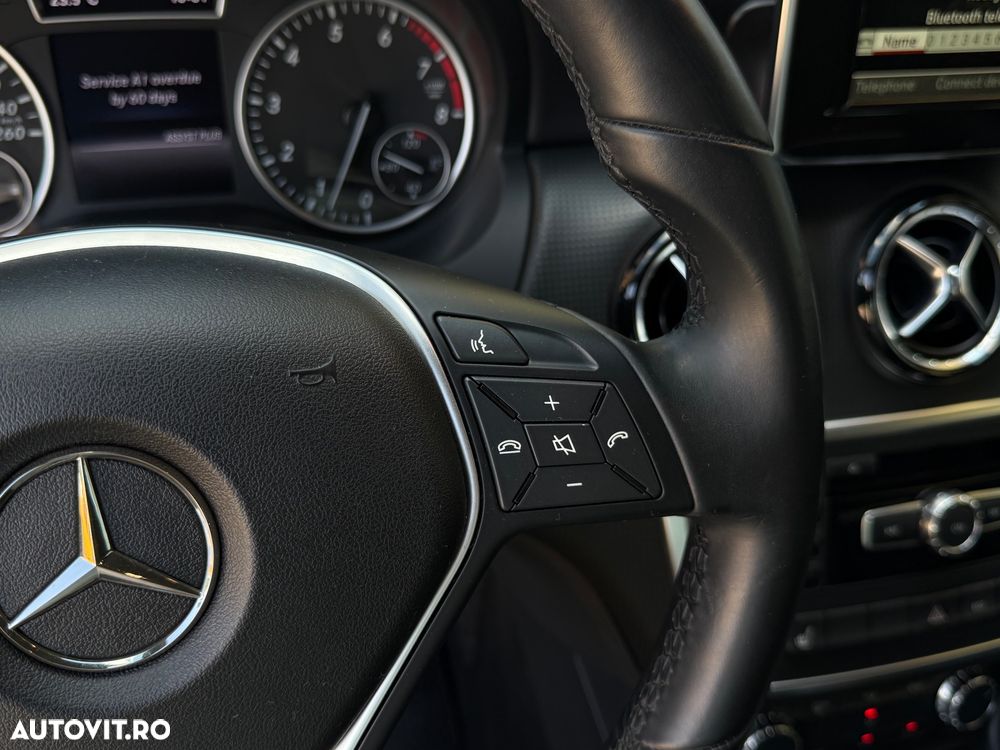 Mercedes-Benz A 200 - 25
