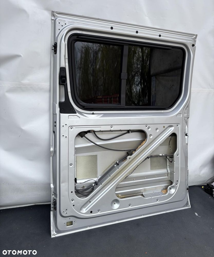 SPRINTER 906 VW CRAFTER 06- DRZWI SUWANE PRZESUWNE BOCZNE PRAWE SREBRNE - 10