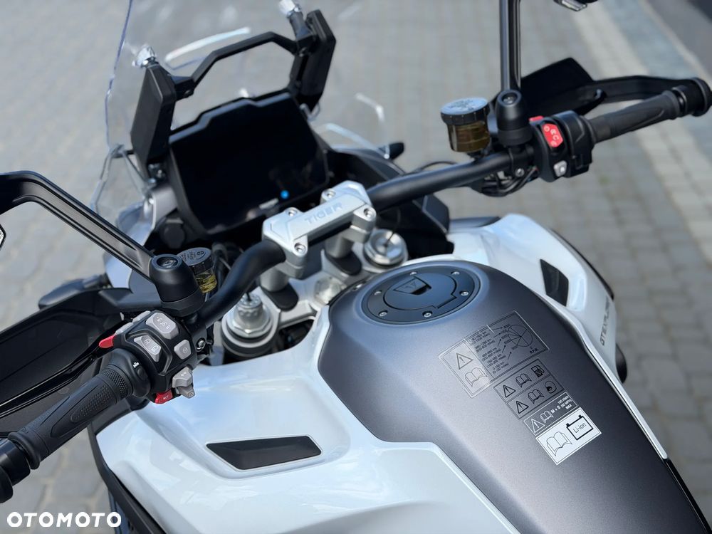 Triumph Tiger - 15