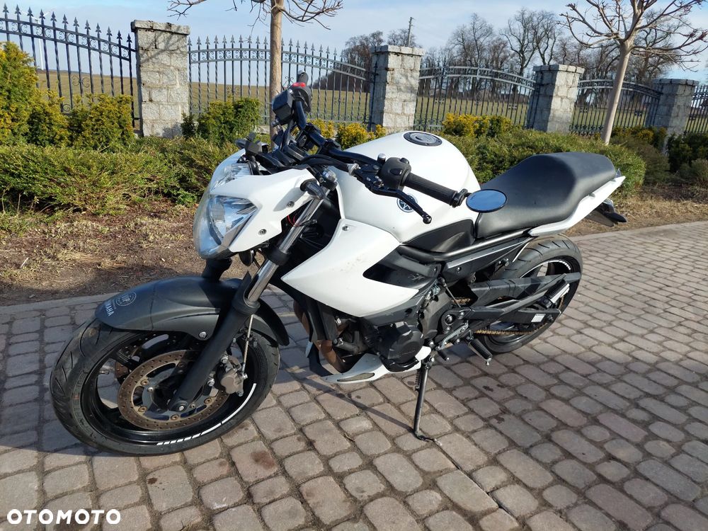 Yamaha XJ - 2