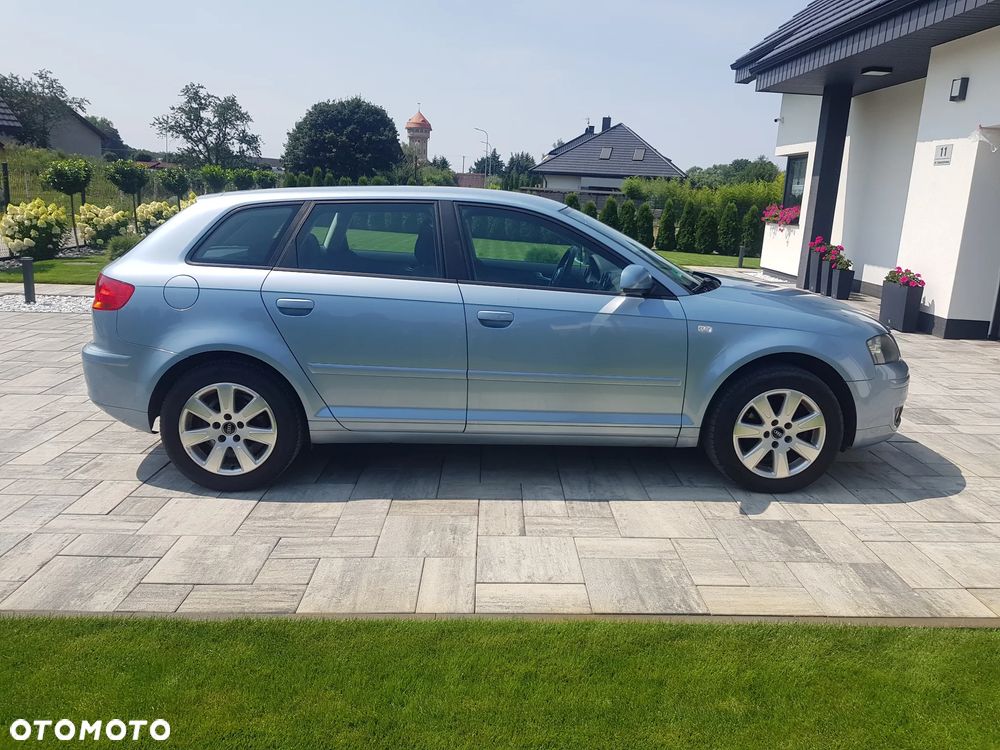 Audi A3 Sportback 1.6 Attraction - 3