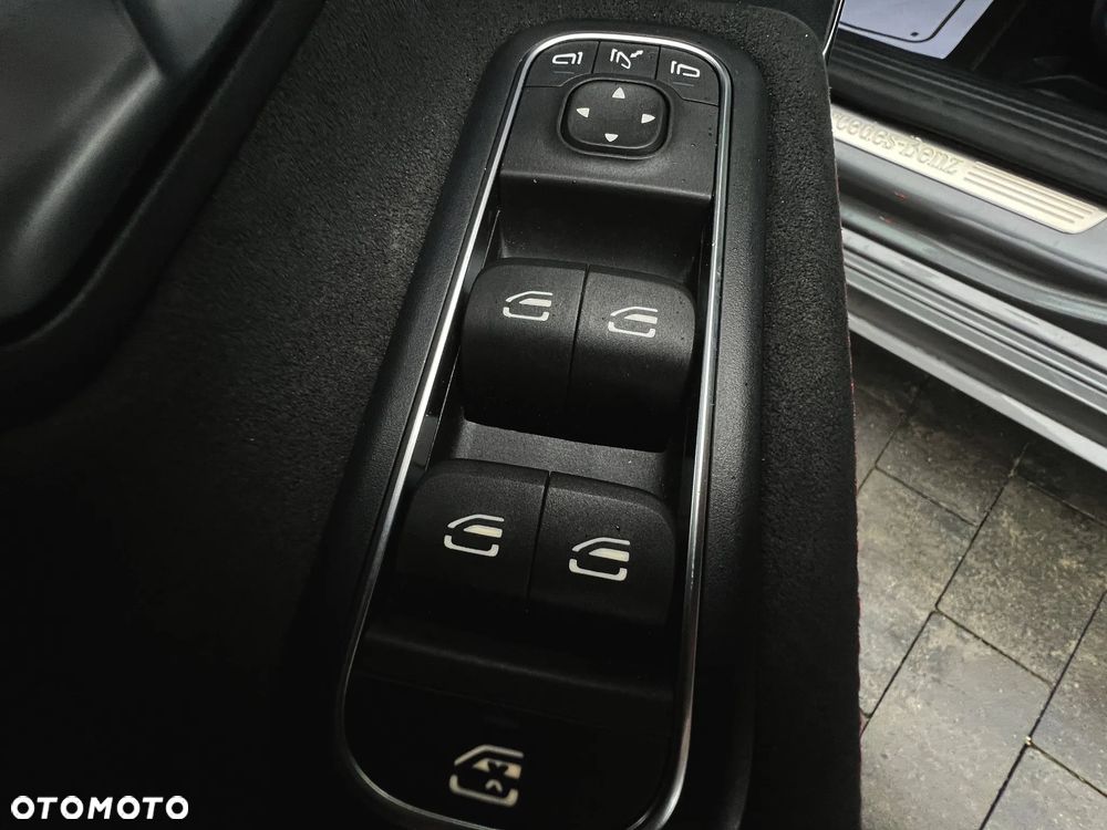 Mercedes-Benz Klasa A 200 d 8G-DCT AMG Line Advanced Plus - 36