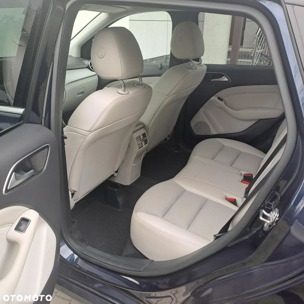 Mercedes-Benz Klasa B 180 (CDI) d 7G-DCT - 14