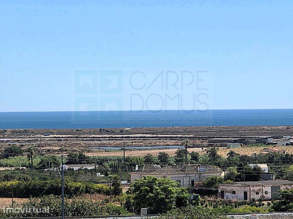 Penthouse T3 novo com varanda, jacuzzi e garagem a poucos minutos a... - Grande imagem: 4/9
