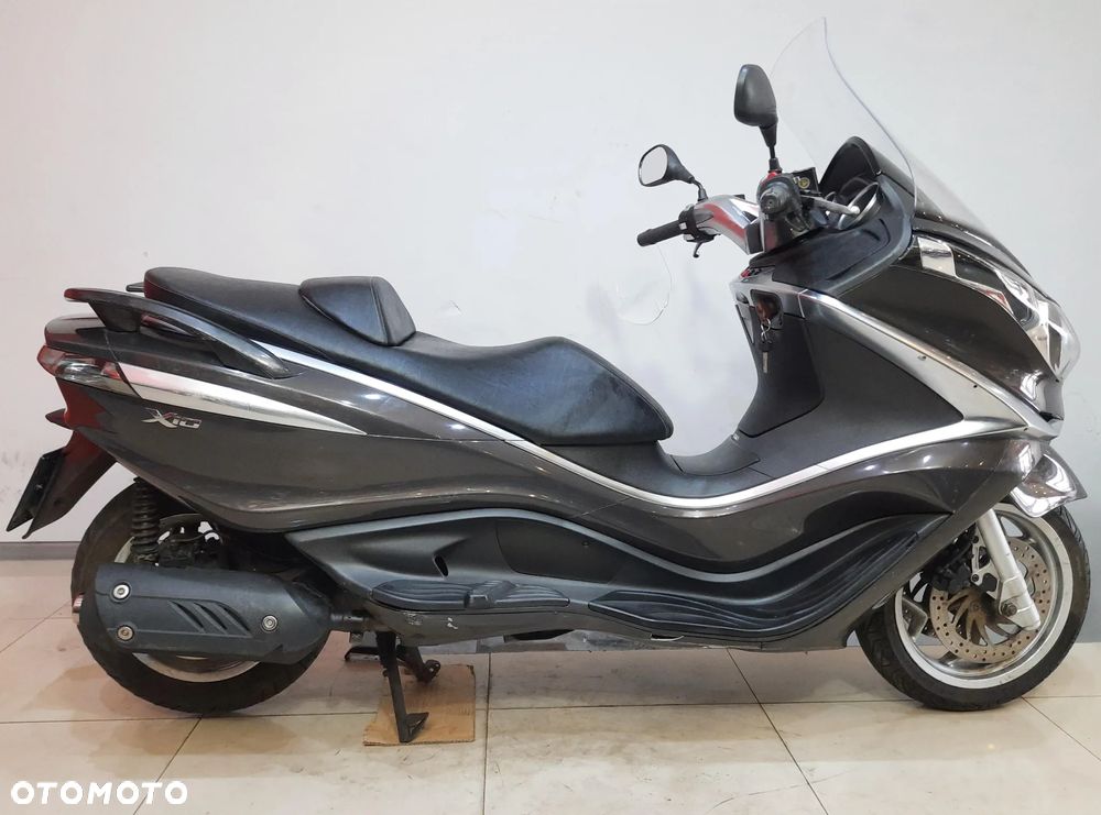 Piaggio X10 - 6