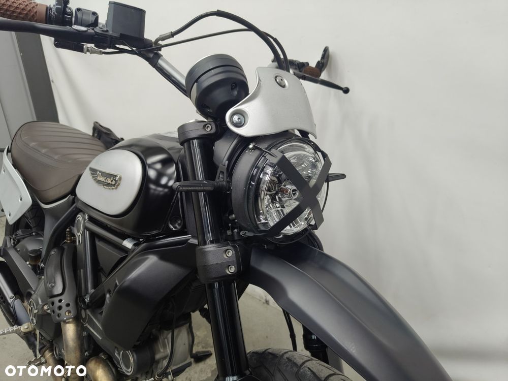 Ducati Scrambler - 4