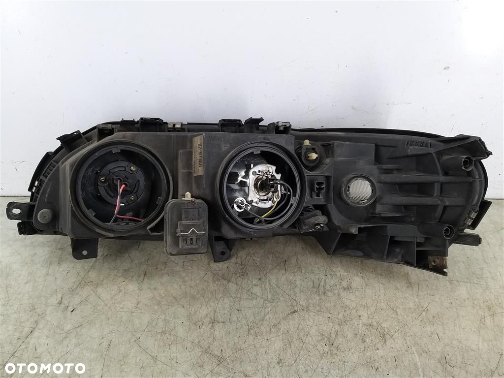 Reflektor lampa przód prawa Volvo S60 I 2000–2010 VALEO 9151852 - 4