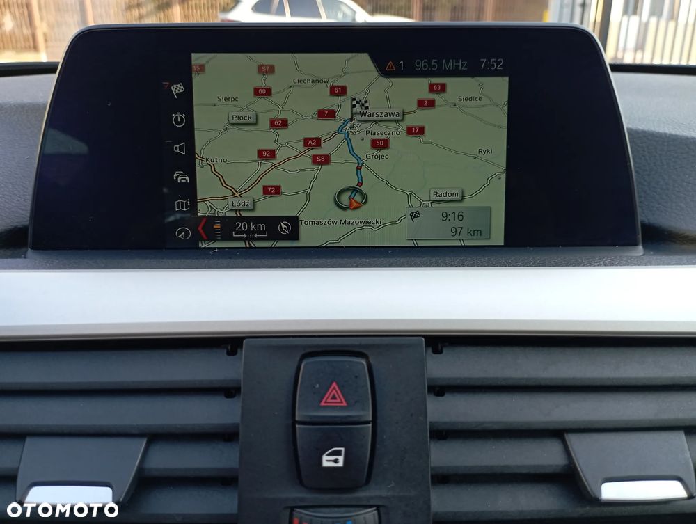 BMW Seria 3 318i - 15
