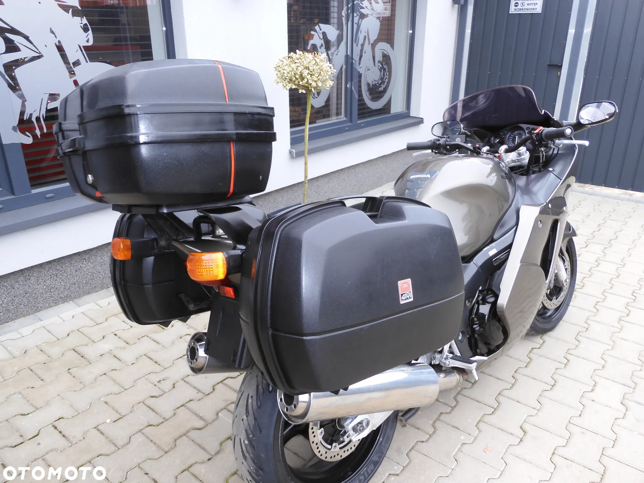 Honda CBR - 14