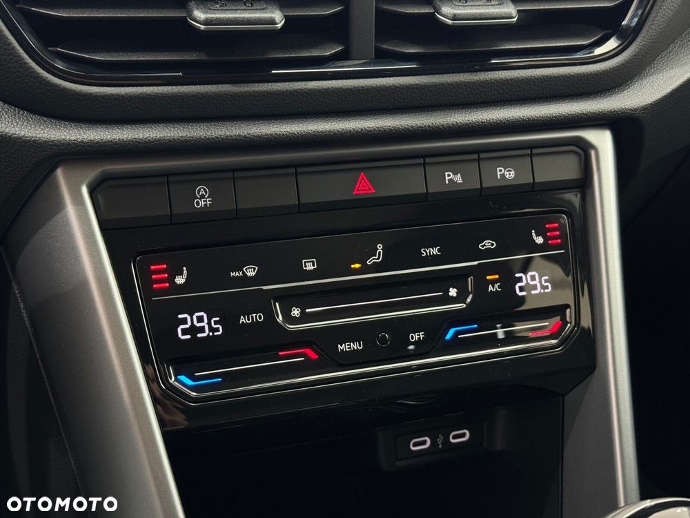 Volkswagen T-Roc 1.0 TSI Life - 23