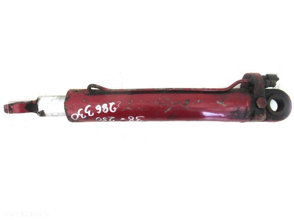 SIŁOWNIK HYDRAULICZNY - 1