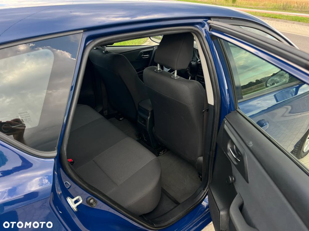Toyota Auris 1.33 VVT-i Comfort - 11