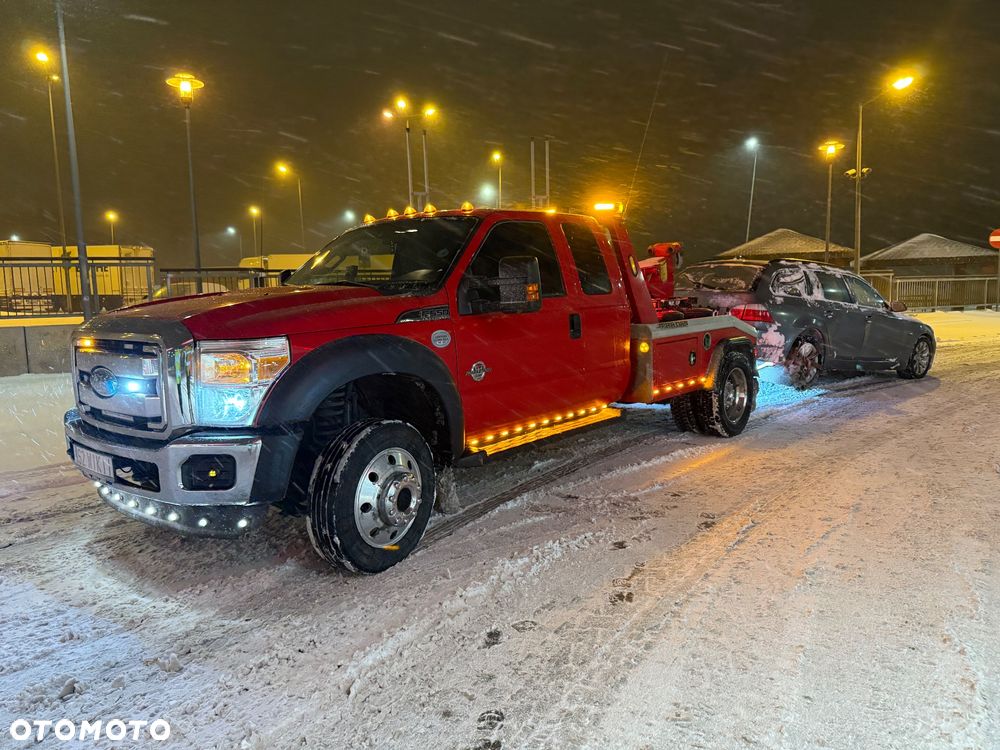 Ford F550 - 33
