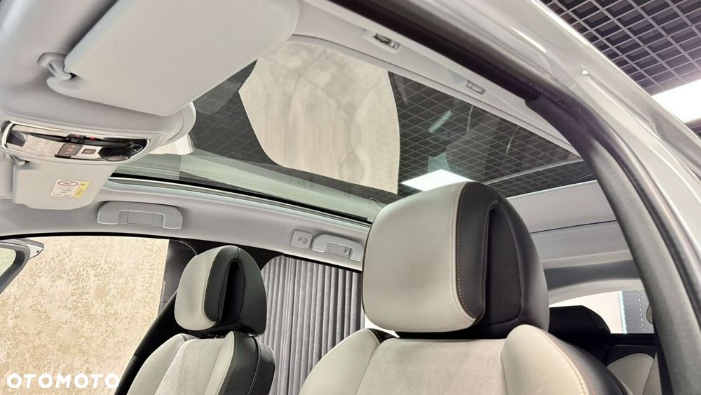 Peugeot 508 RXH 2.0 HDi HYbrid4 - 32