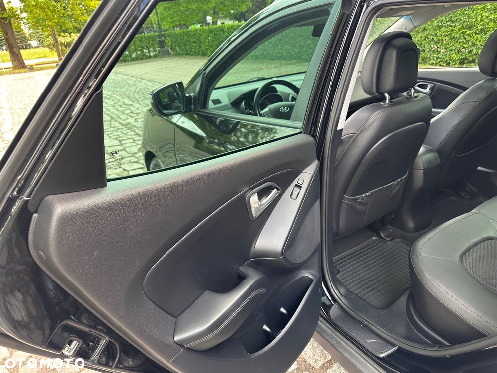 Hyundai ix35 1.7 CRDi 2WD blue Style - 28