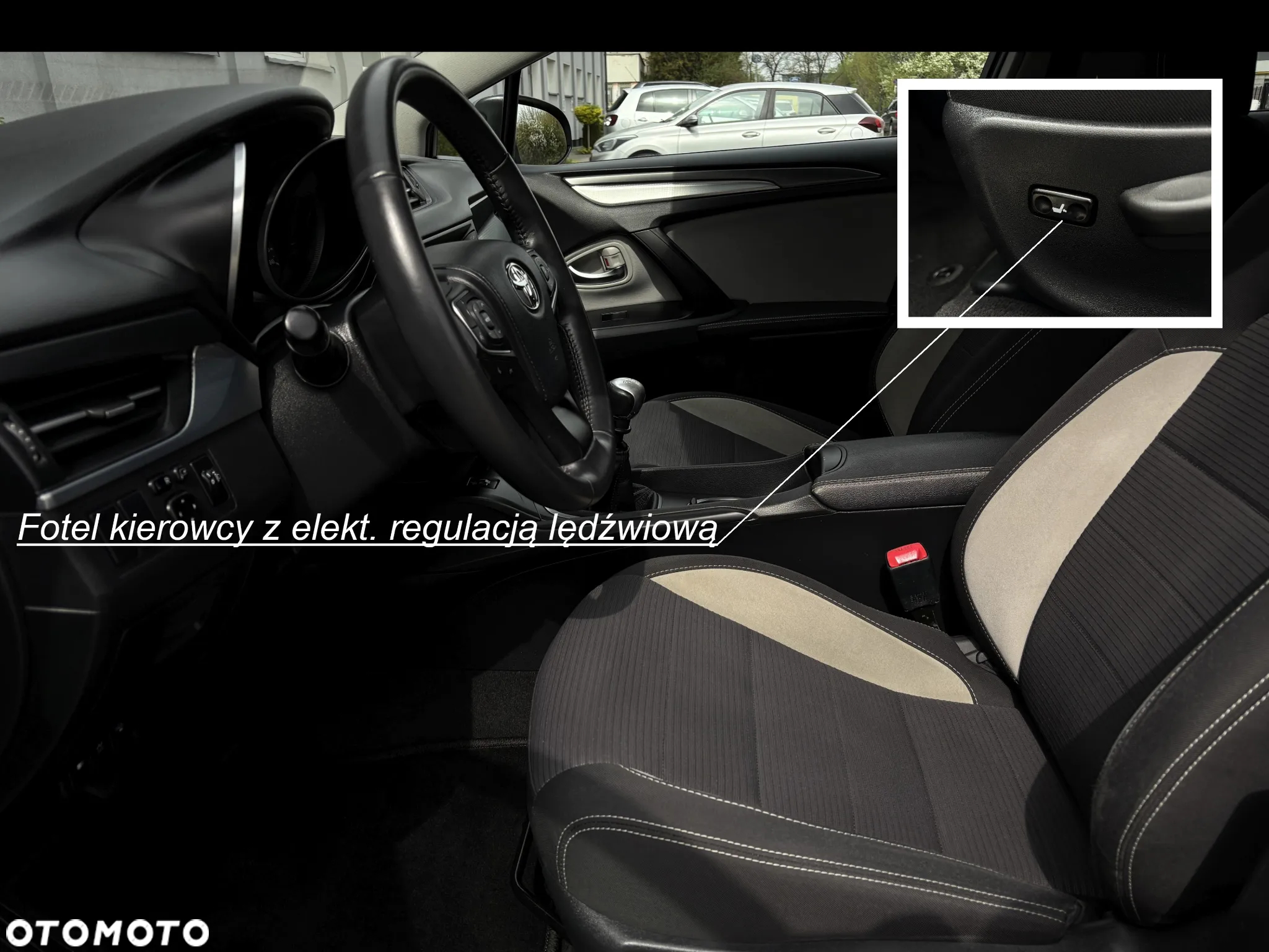 Toyota Avensis 1.8 Premium - 18