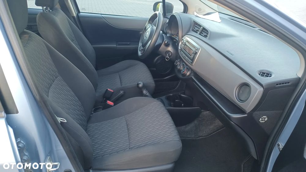 Toyota Yaris - 8