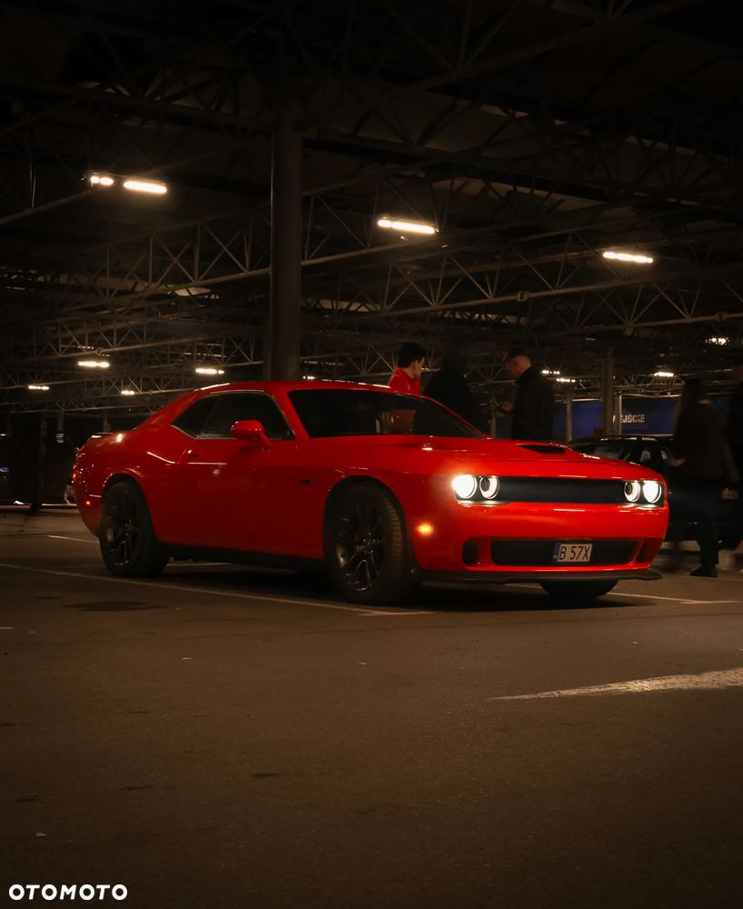 Dodge Challenger 5.7 R/T - 11