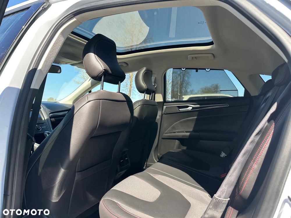 Ford Mondeo 1.5 EcoBoost ST-Line X - 9