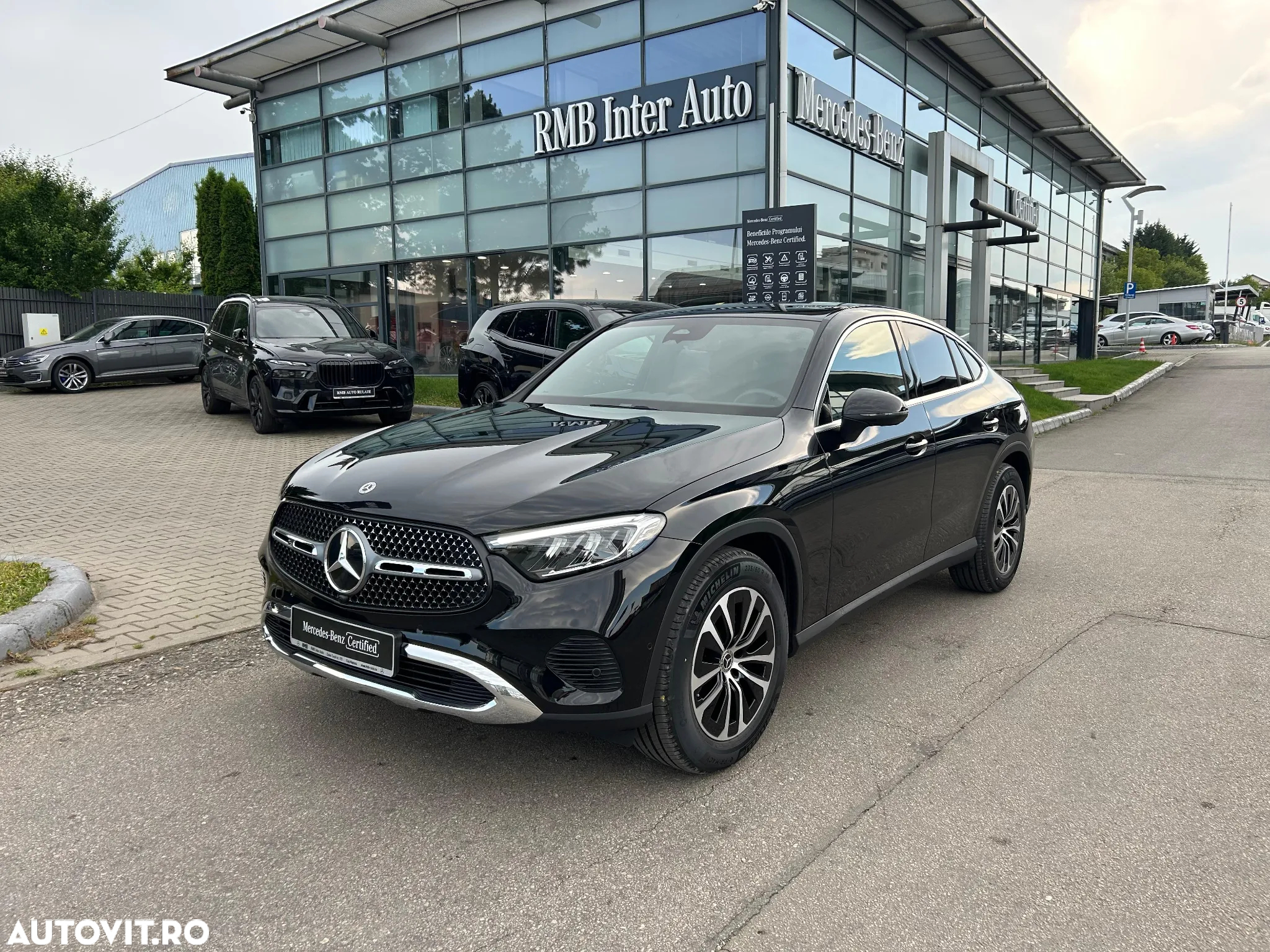 Mercedes-Benz GLC 200 4Matic 9G-TRONIC Avantgarde Advanced - 17