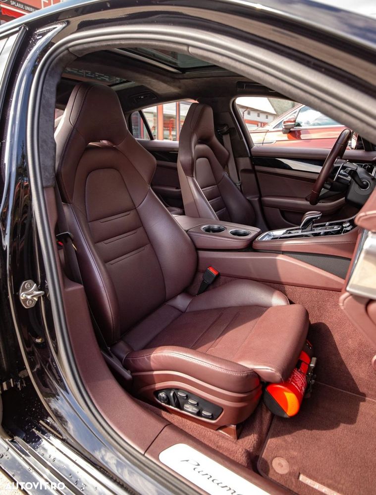Porsche Panamera - 13